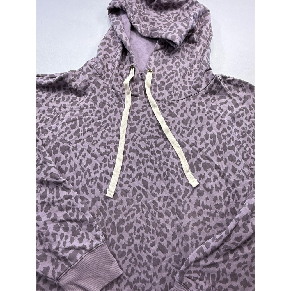 Lavender Purple Leopard Print Pullover Hoodie Women Lightweight Sweatshirt - Picture 2 of 3